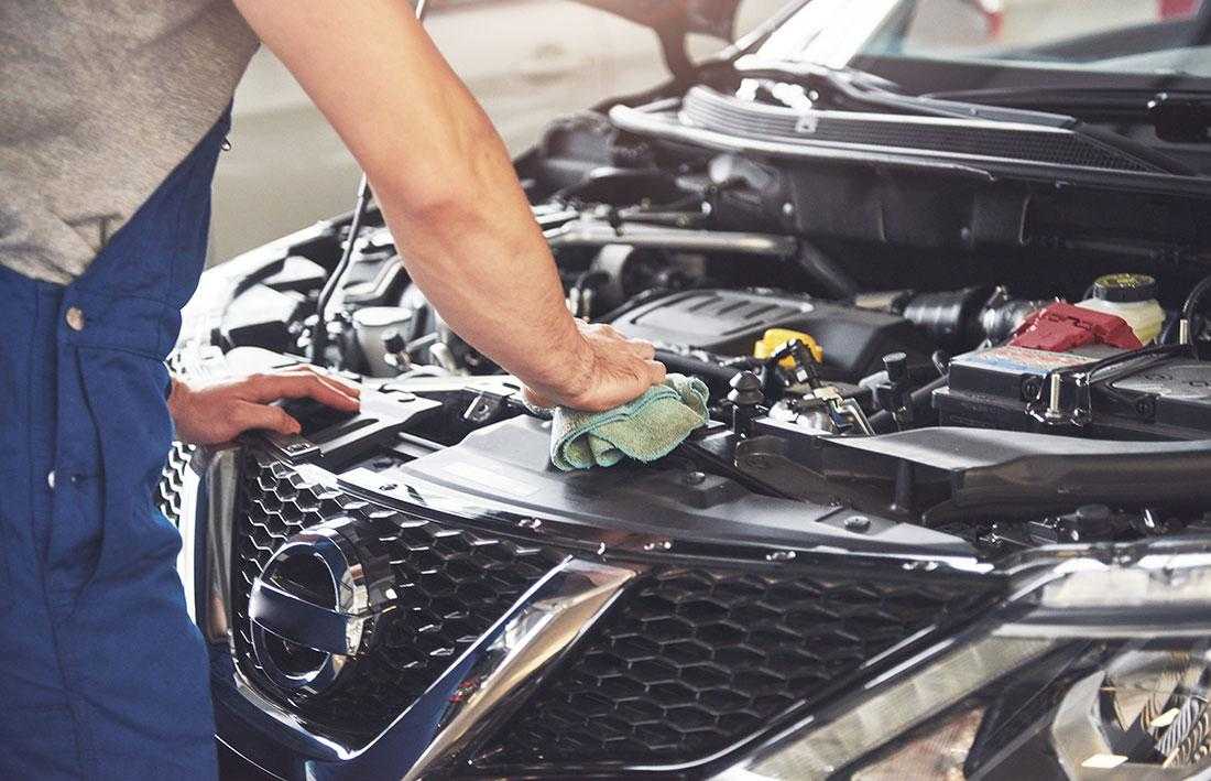 Detaillierte Fahrzeugbewertung durch erfahrene Spezialisten für Kfz Gutachten Düsseldorf